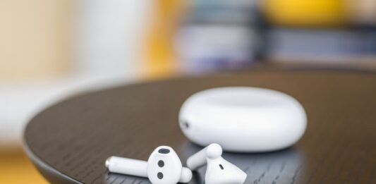 Wireless Earbuds