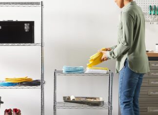 Choosing Chrome Shelving for Your Business: The Complete Buying Guide chrome shelving